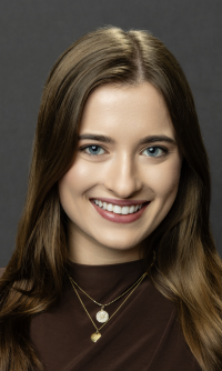 Charlotte Conant headshot